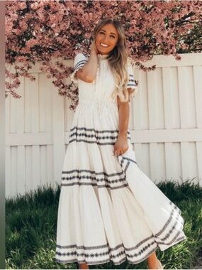 NWT Ivy City Co Cream Maxi Dress with Navy Blue Grecian Dress